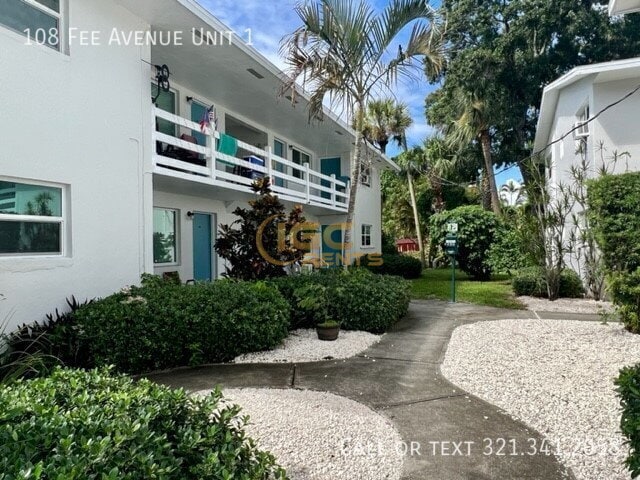 Building Photo - 108 E Fee Ave