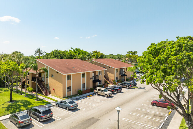 Building Photo - The Laurels at Sherwood