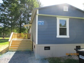 Building Photo - 24671 Ridgecrest Rd