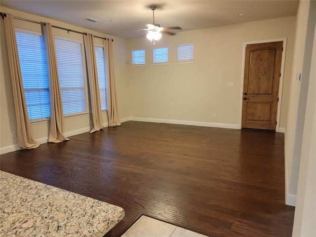 Foto del edificio - 4667A Rhett Ln