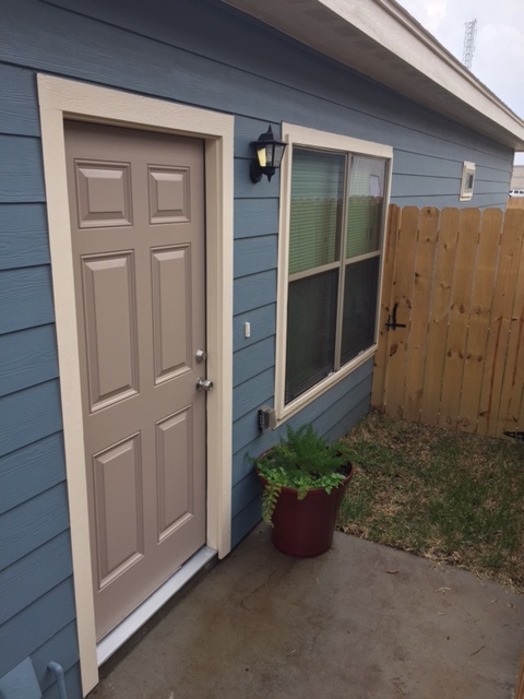 Primary Photo - 20490 Westfield Dr