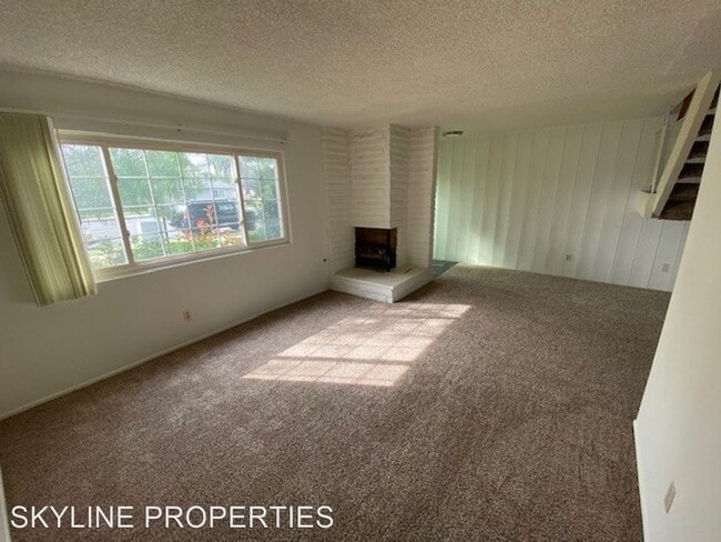 Building Photo - 3 br, 2.5 bath House - 3005 MADISON AVE