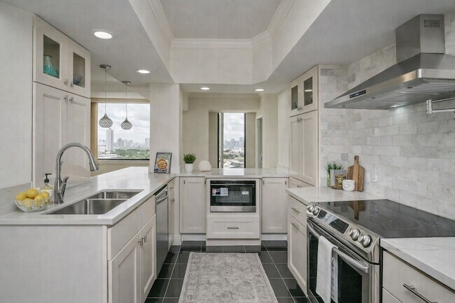 Foto del edificio - 15 Greenway Plz