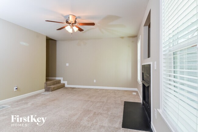 Foto del edificio - 5120 Springhouse Farm Rd