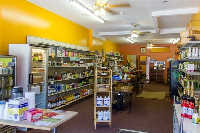 Interior Photo - 643 Vanderbilt Ave