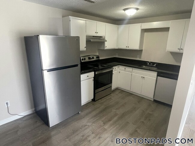 Building Photo - 4516 N Main St