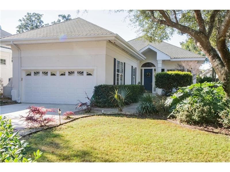 Primary Photo - 3 Bridle Path Ln