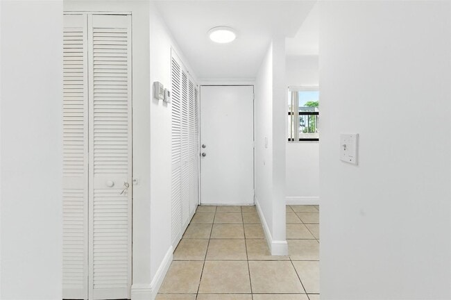 Foto del edificio - 141 NW 93rd Ave