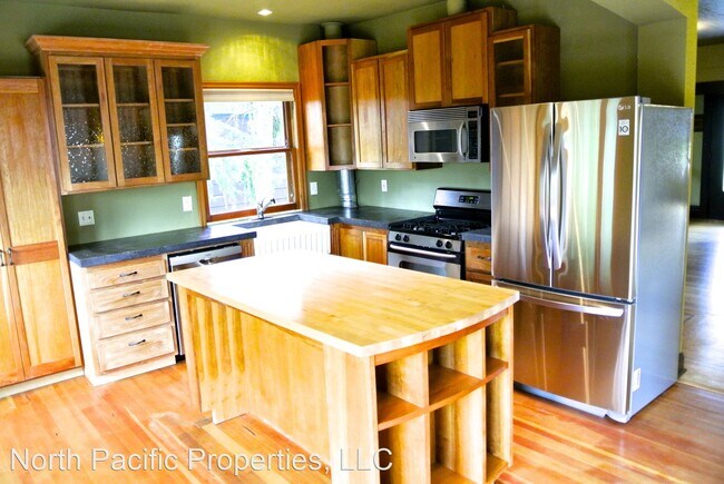 Foto del edificio - 2 br, 3 bath House - 955 NW 63rd St.