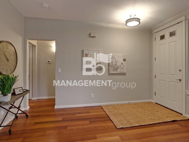 Photo - Stonewater at Orenco~ Minutes to Intel, Ni... House