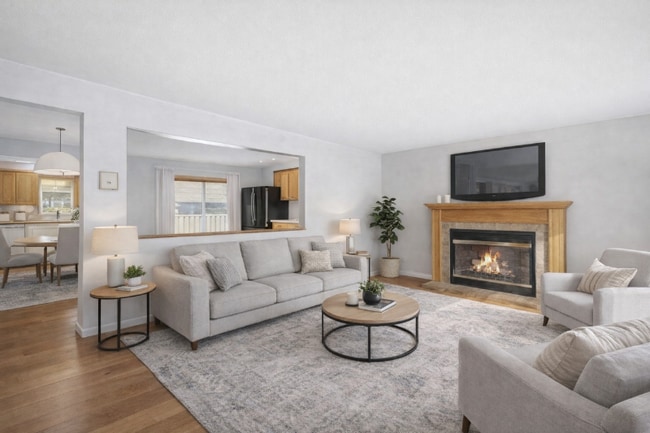 Building Photo - 2004 SW Moss St