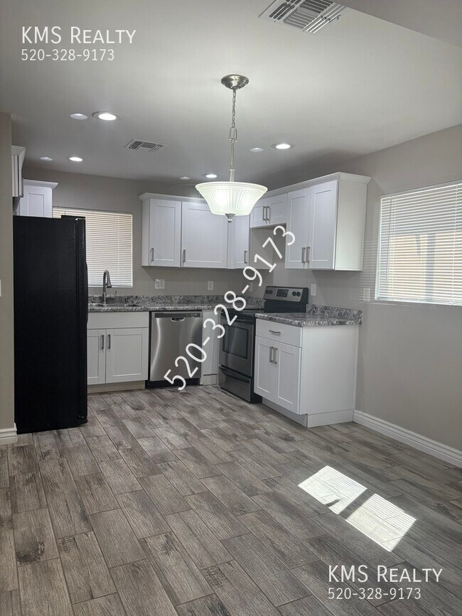 Foto del edificio - 3132 E Glenn-B