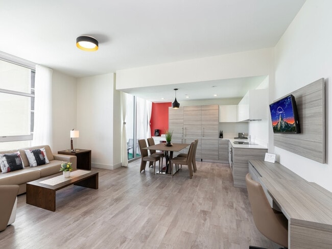 Foto del edificio - 209 N Ocean Dr