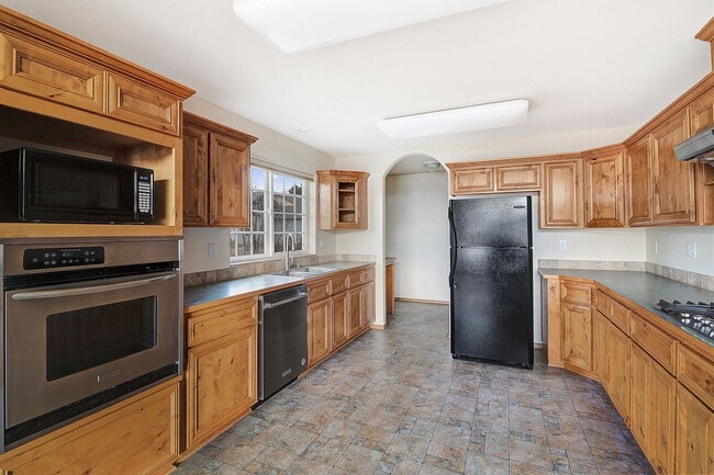 Foto del edificio - 2 Bed 2 Bath w/Large Office - Penn Cove Vi...