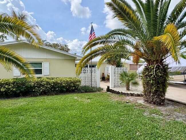 Building Photo - *ROCKY POINT GEM* 3/2/1 Pool Home with Lawn and Pool Care Included!