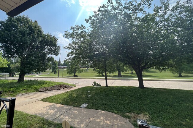 Foto del edificio - 3 br, 1.5 bath House - 2620 Denniston Drive