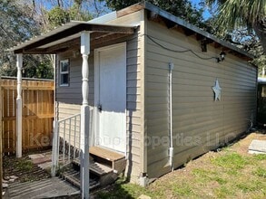 Building Photo - 5701 Middlesex Dr