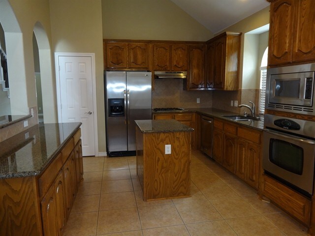 Foto del edificio - 808 Warwick Ct