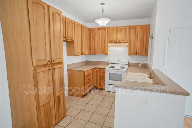 Foto del edificio - 27646 SUSAN BETH WAY