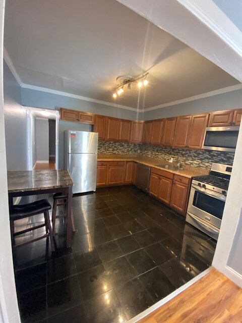 Foto del edificio - 229 Ashworth Pl