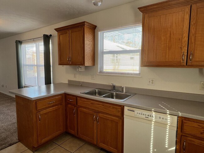 Foto del edificio - Duplex in Ozark!