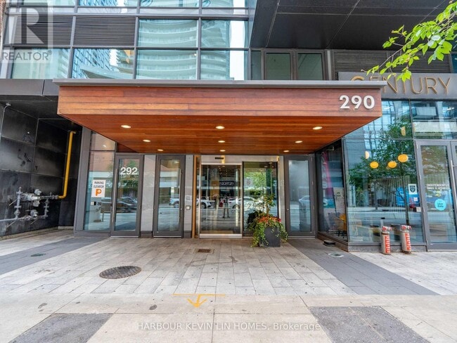 Building Photo - 290-3290 Adelaide St W