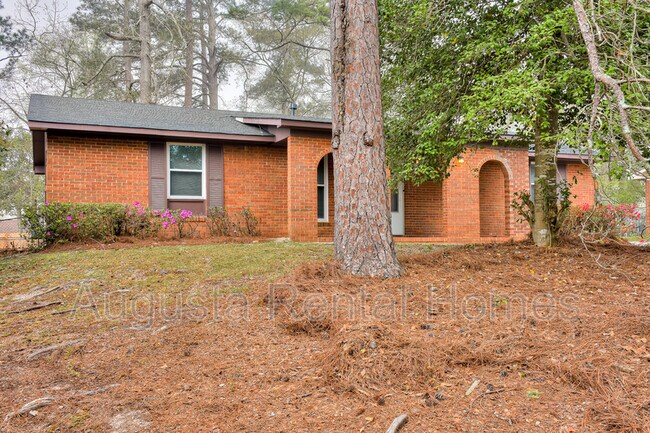 Building Photo - 2629 Drayton Dr