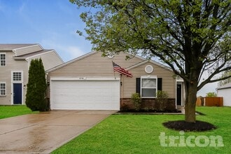 Building Photo - 8538 Bluff Point Dr
