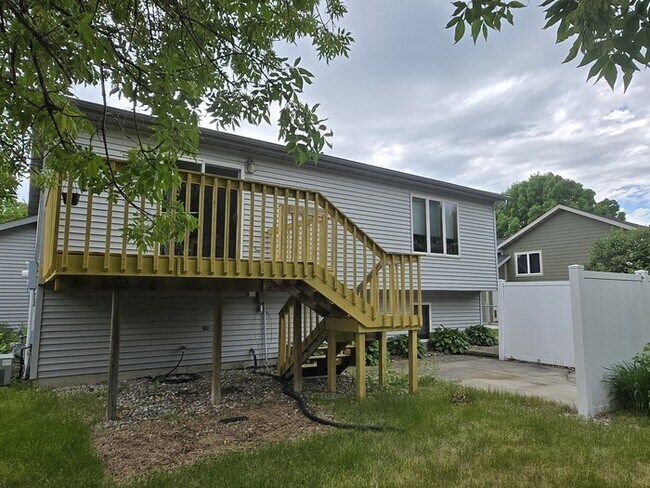 Foto del edificio - 5238 W Lanark Dr