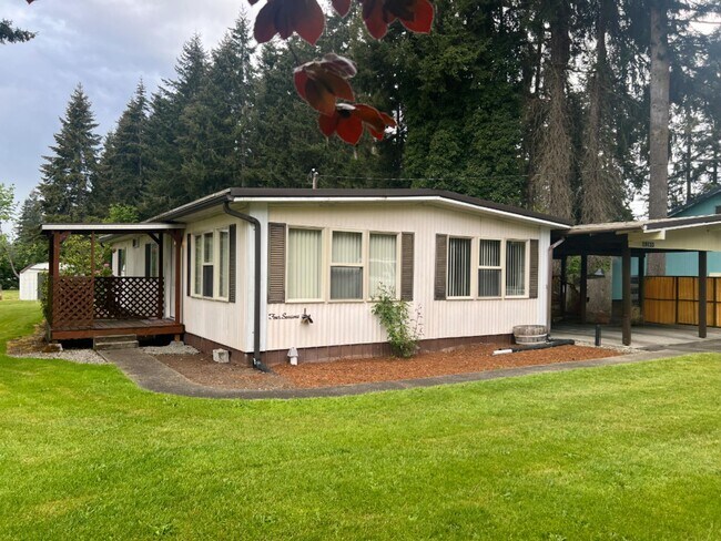 Foto del edificio - Quiet 2 bedroom home