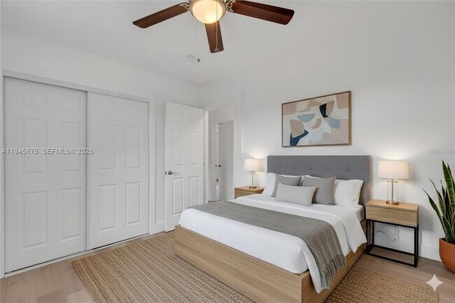 Foto del edificio - 18505 NW 23rd Ct