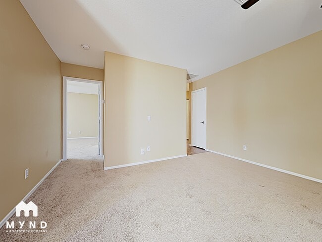 Building Photo - 24 W Ingram St