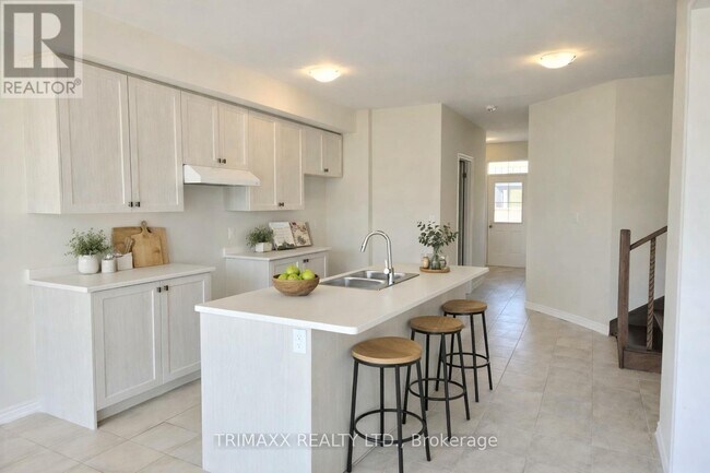 Photo du bâtiment - 275 Vanilla Trl