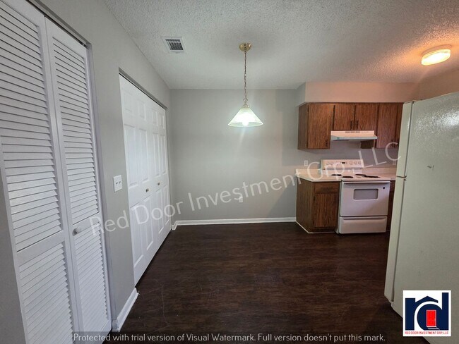 Foto del edificio - 3831 NE 41st St