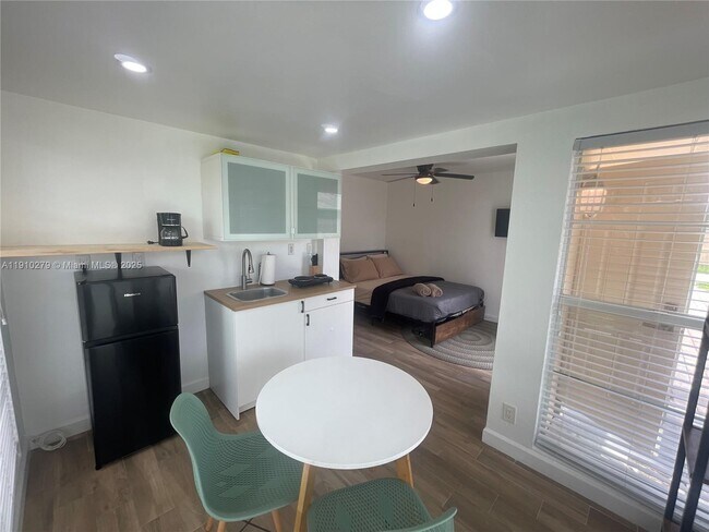 Foto del edificio - 1505 NE 15th Ave