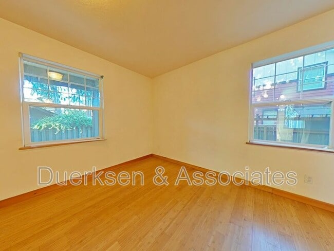 Building Photo - 1041 NW 23rd St