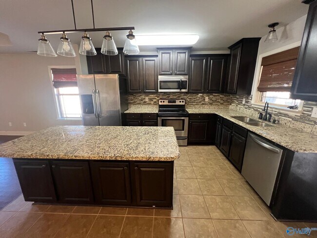 Foto del edificio - 206 Healey Dr