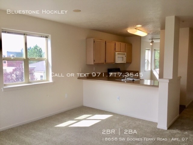 Foto principal - 18656 SW Boones Ferry Rd