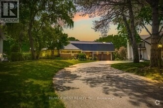 Building Photo - 79 Edenvale Crescent