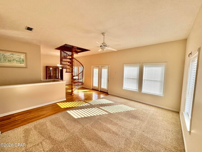 Building Photo - 13800 Pelican St