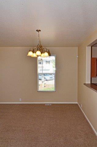 Building Photo - 2704 Stonecrop Ridge Grove