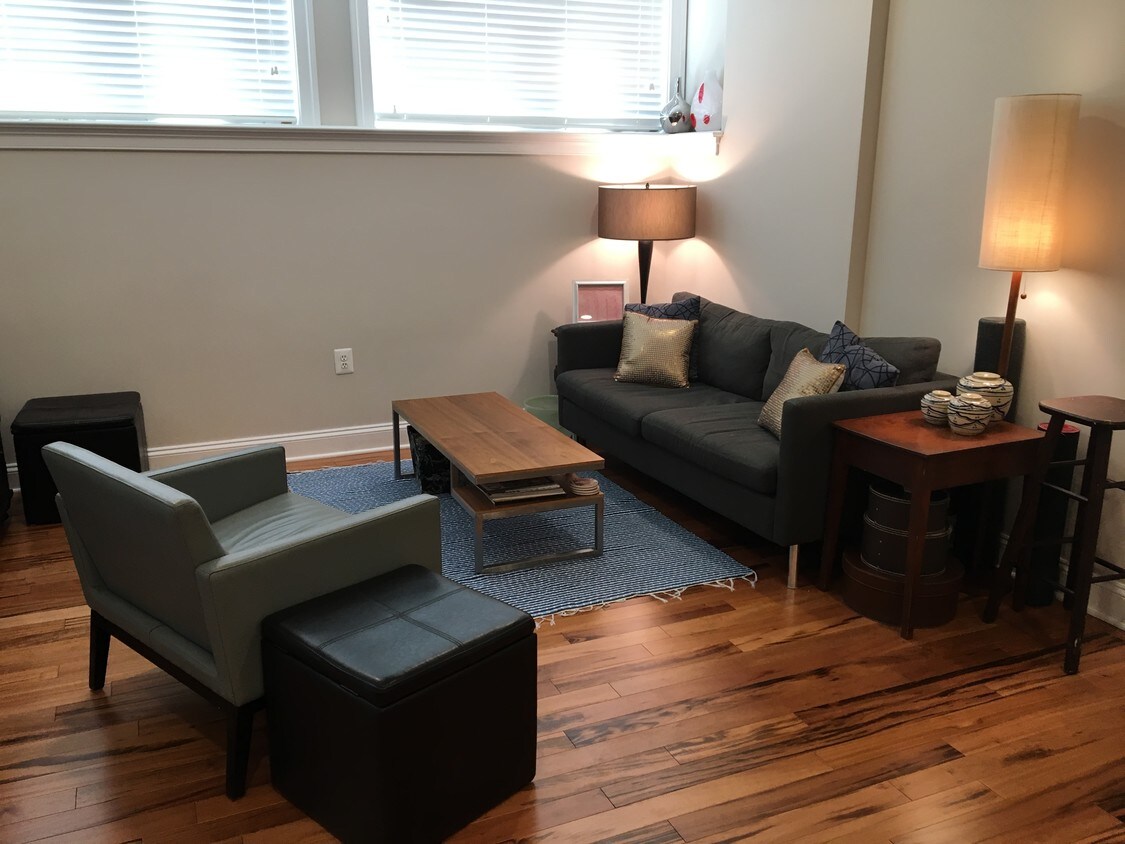Foto principal - 1407 W St NW