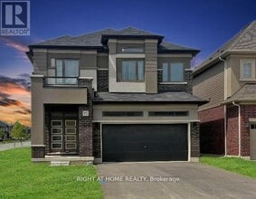 Building Photo - 95 Hitchman St