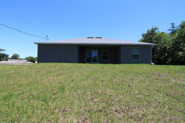 Foto del edificio - AWESOME 4 BD/2BA Home in Palm Bay!!