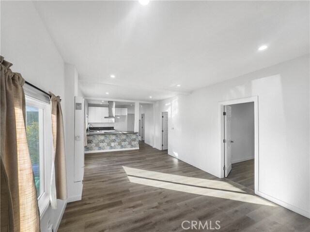 Foto del edificio - 11831 Hewes St