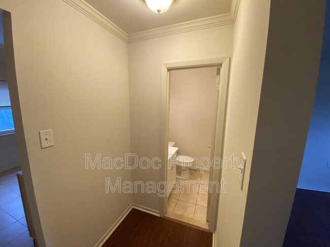 Foto del edificio - 729 Anvil Rd