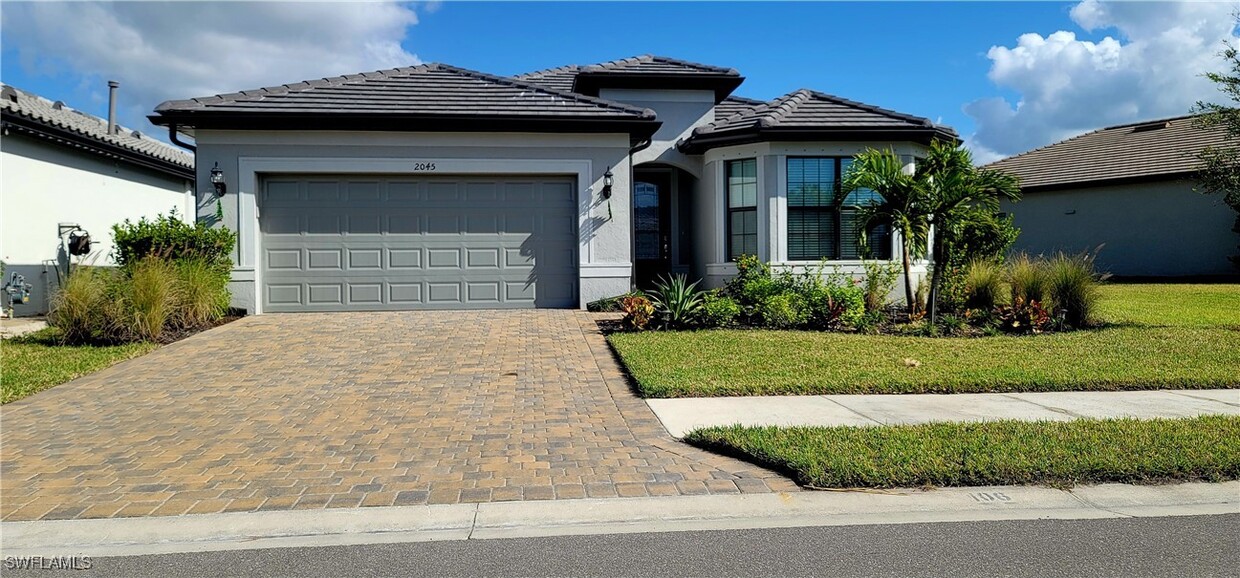 Foto principal - 2045 Yellowfin Cir