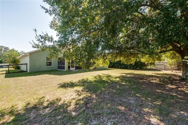 Building Photo - 6375 SW 63rd St