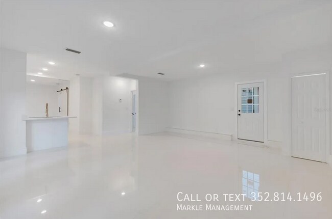 Foto del edificio - 5240 Alleman Dr