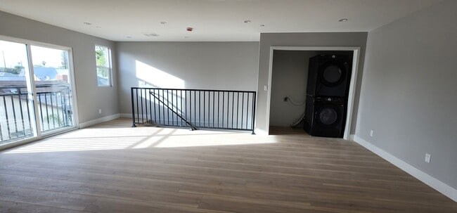 Foto del edificio - 5725 Klump Ave